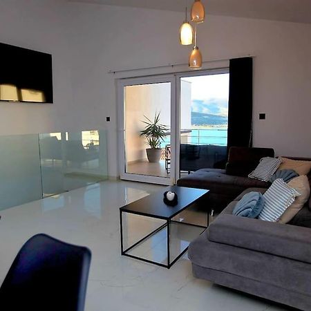 Luxury Villa Lana Apt, Seaview Terrace, Large Outdoor Space, Bbq Trogir Exteriér fotografie