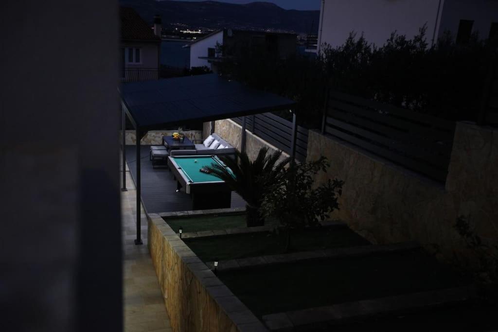 Luxury Villa Lana Apt, Seaview Terrace, Large Outdoor Space, Bbq Trogir Exteriér fotografie