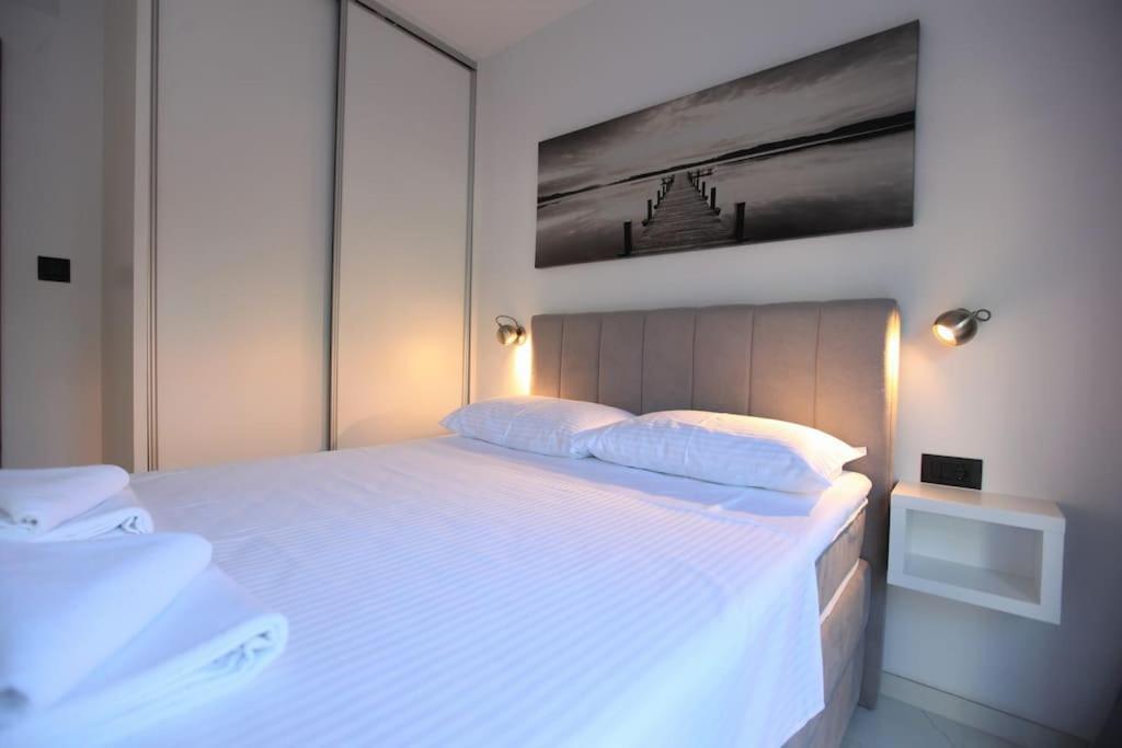 Luxury Villa Lana Apt, Seaview Terrace, Large Outdoor Space, Bbq Trogir Exteriér fotografie